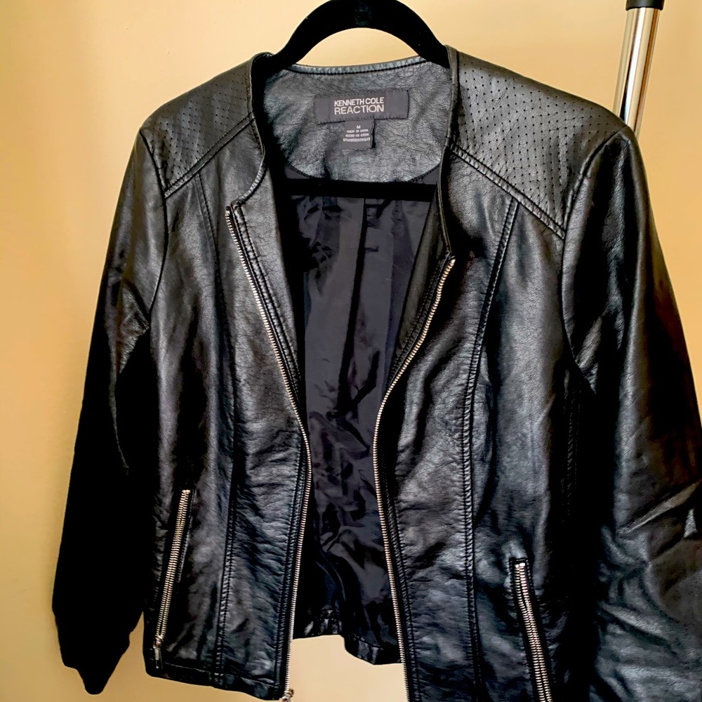 Women’s black jacket